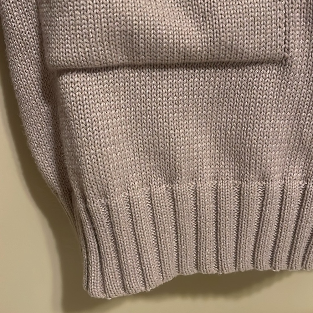Cotton Sweater with pocket. Size X Large (fits like large) - Picture 4 of 8